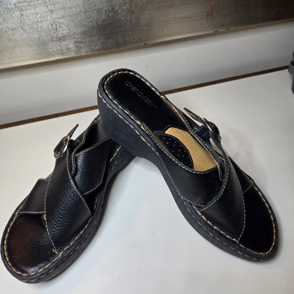 CHEROKEE Black Leather Mules Size 8 Excellent like new cond - Picture 10 of 11